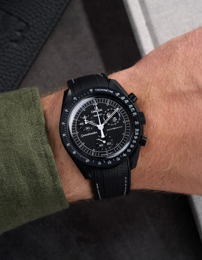 Premium Curved Rubber Strap - Black and White Dots