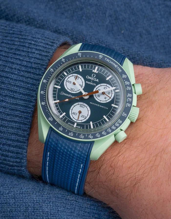 Premium Curved Rubber Strap - Blue and White Dots