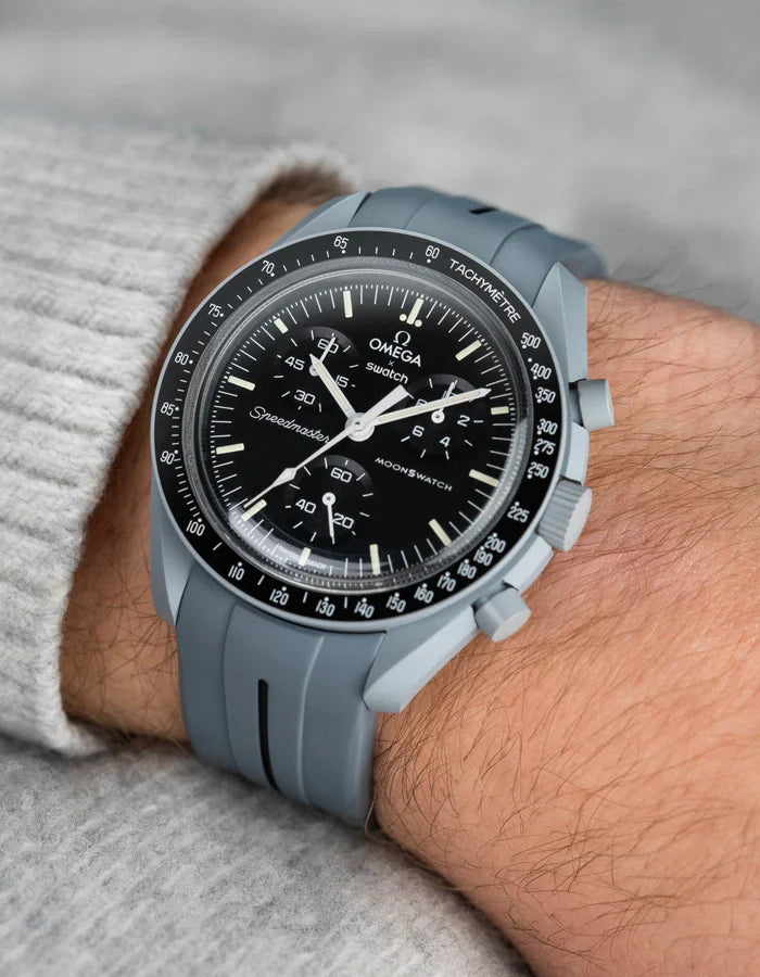 Curved rubber strap - gray